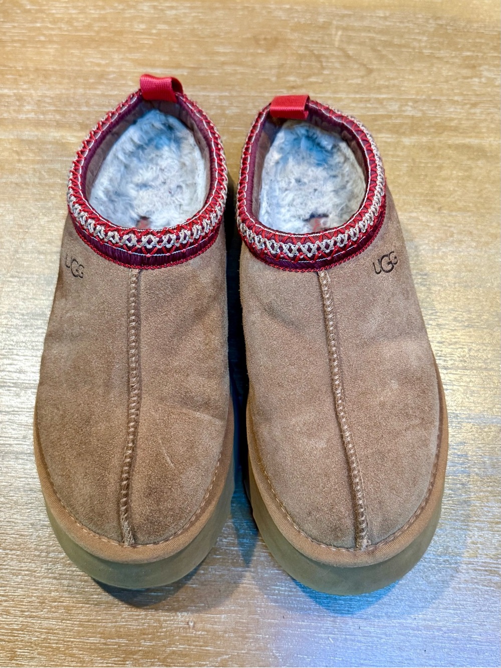 UGG Women’s Taz II Platform Slipper Chestnut Suede Shearling Lined Sz 9 - Picture 2 of 9